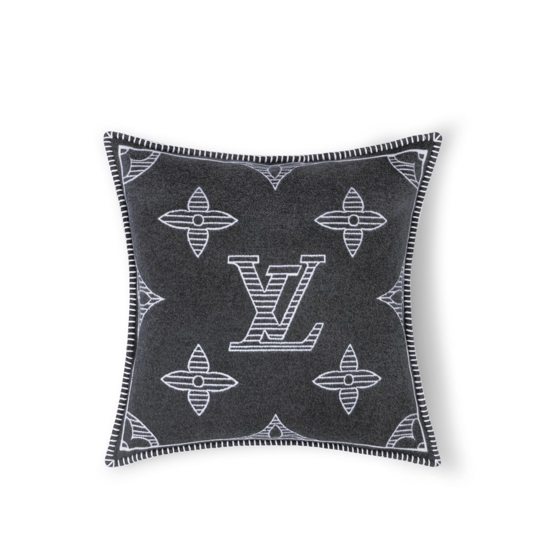 MNG Shadow Cushion - Luxury S00 Grey | LOUIS VUITTON